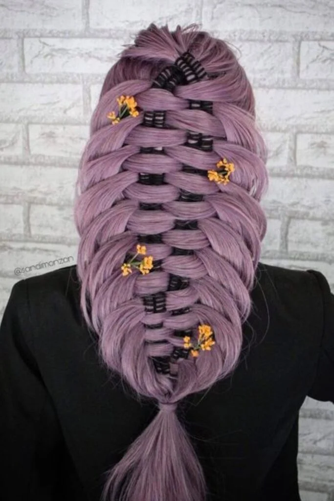 Lavender Ladder Twist